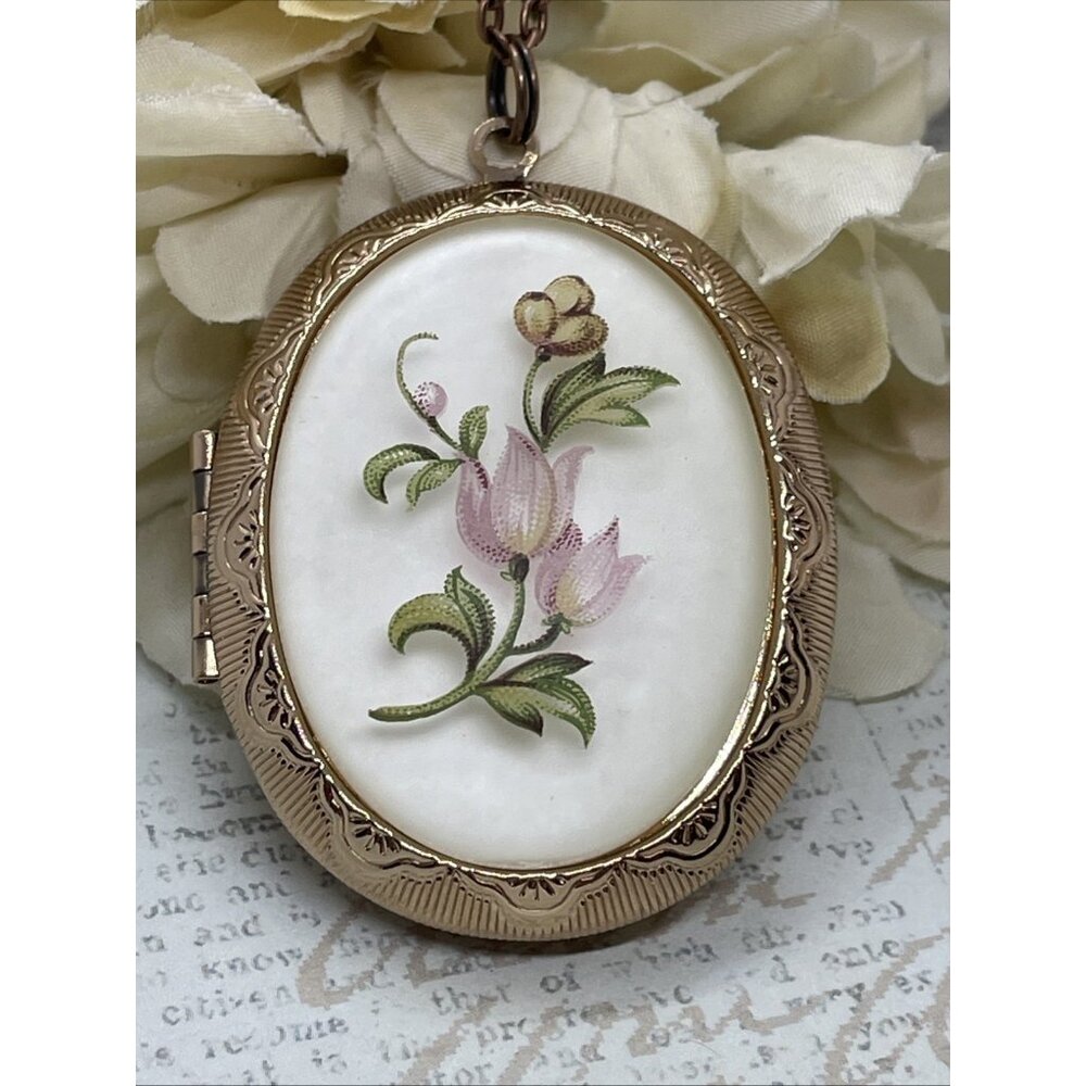 Rose Gold Photo Locket Tulip Pink Wedding Keepsake necklace jewelry anniversary